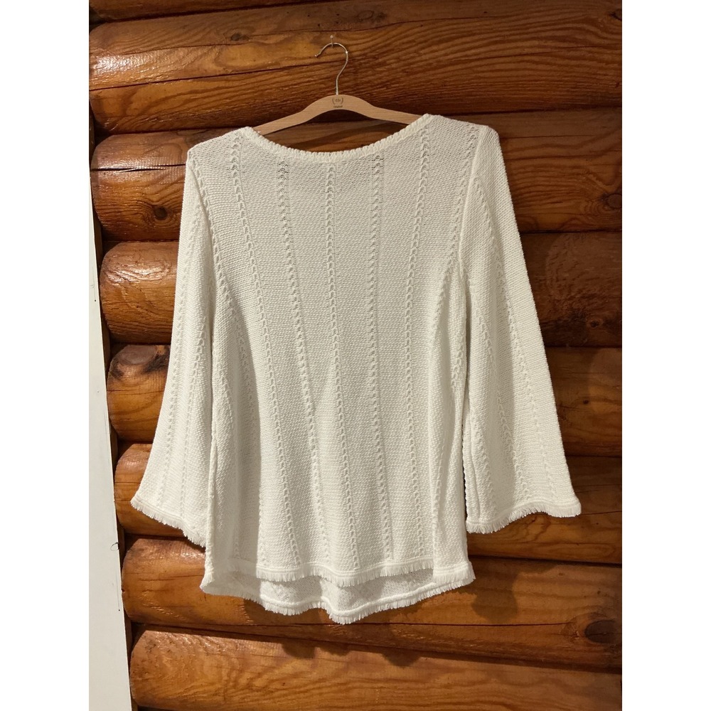 Chicos White Textured Knit Fringe Trim Bell Sleeve Sweater Size 1 Medium - Picture 3 of 8